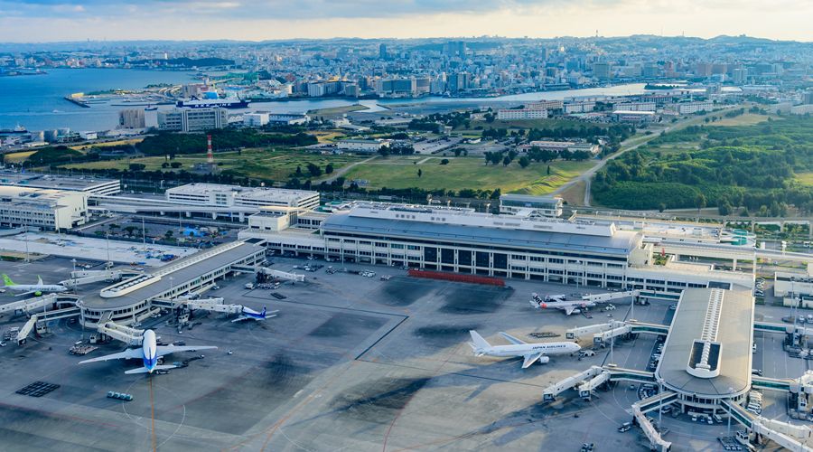 那覇空港到着！