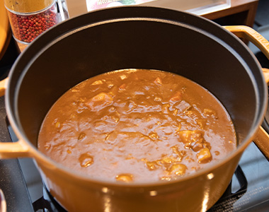 下町牛すじカレー