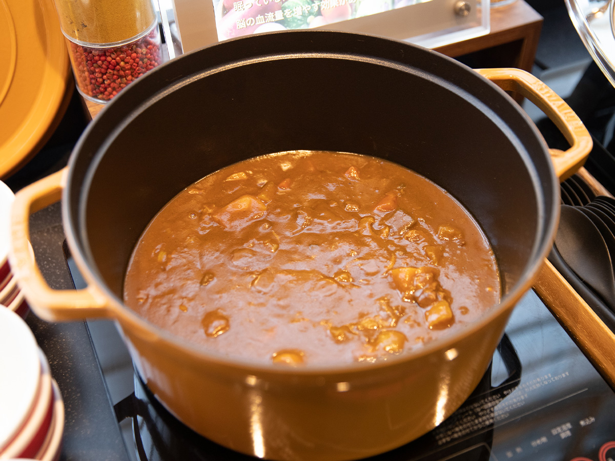 下町牛すじカレー